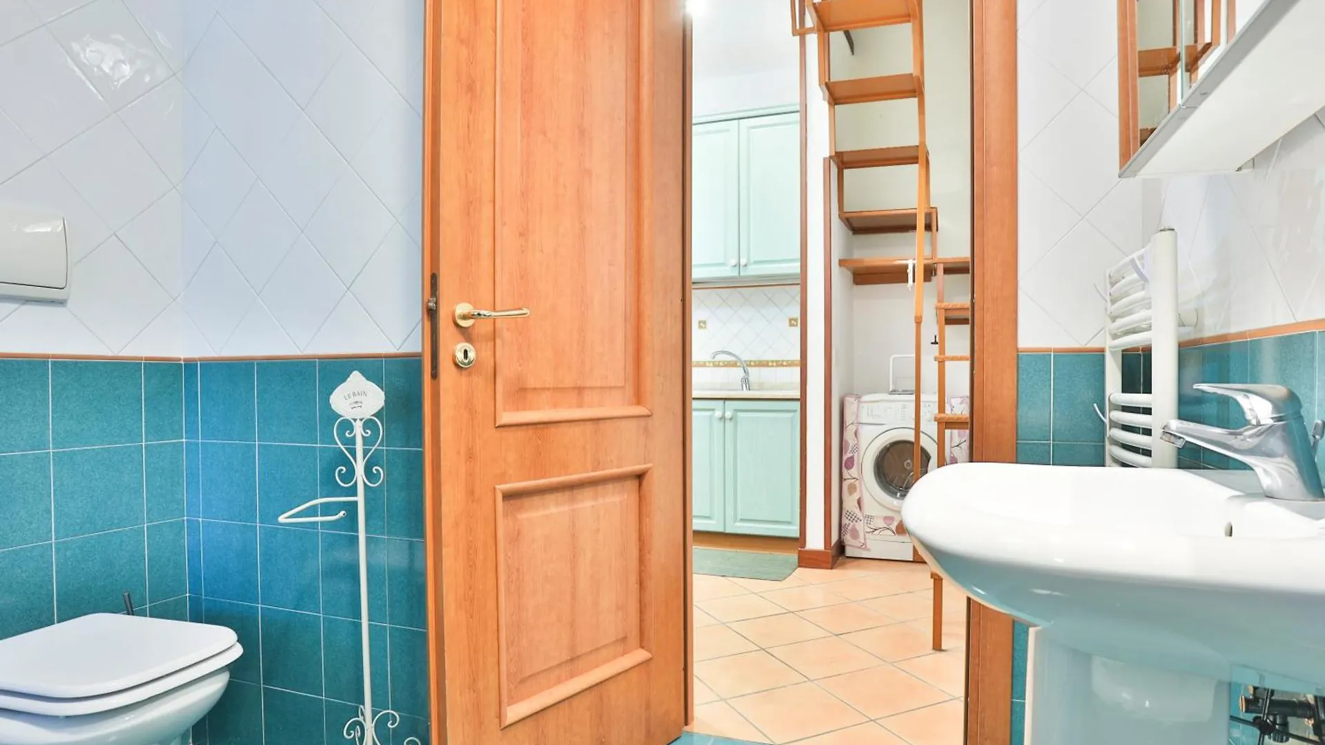 Chiaia Sea View Gem Apartment Naples 0*,