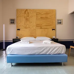 Affittacamere Don Vittorio A Chiaia, Napoli