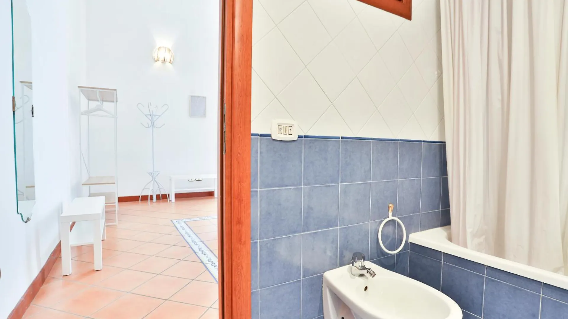 Chiaia Sea View Gem Apartment Naples
